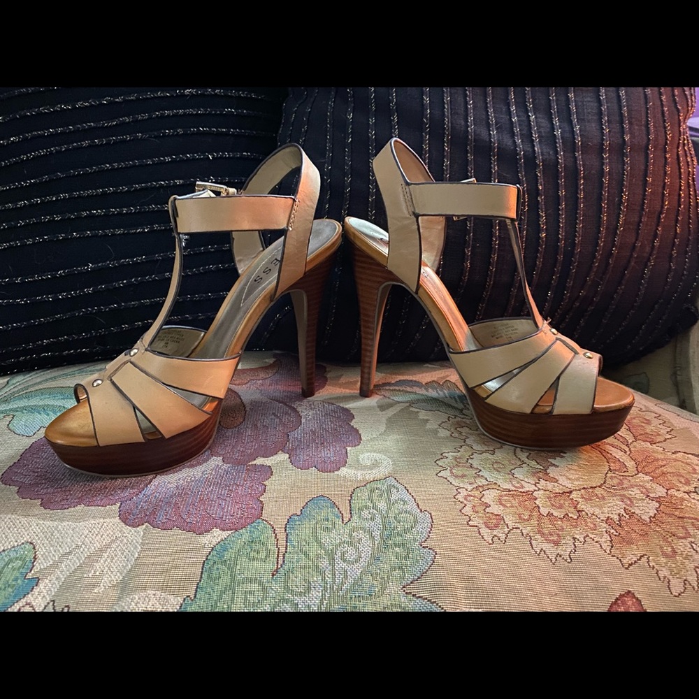 Guess heels - Picture 4 of 4